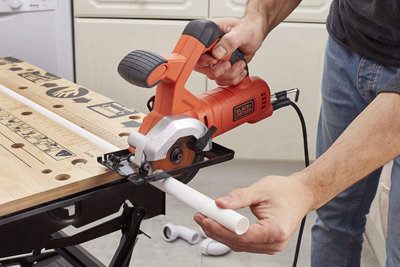 Black Decker Mini Circular Saw 85mm Wood Metal Plastic Cut 400w 240v BES510 GB