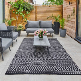Black Outdoor Rug, Geometric Stain-Resistant Rug For Patio Decks, 3mm Modern Outdoor Luxurious Area Rug-160cm X 220cm
