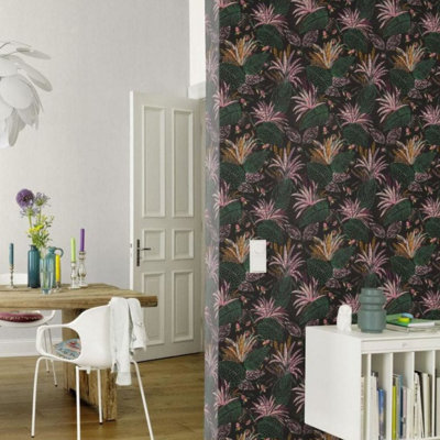 Black Tropical Leaf Botanical Wallpaper Dark Floral Feature Wall Modern