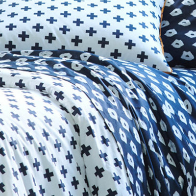 Black Umbria Elegant Duvet Cover Set