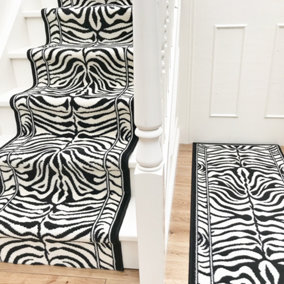 Black White Zebra Cut To Measure Stair Carpet Runner 70cm Wide (2ft 3in W x 12ft L)