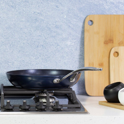 Blackmoor 67439 Ovenproof Blue Pro 28cm Frying Pan