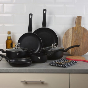 BLAUMANN 8 Pcs Matt Black Colour Cookware Set Cooking Pots Pans With Soft Touch Handles Glass Lids