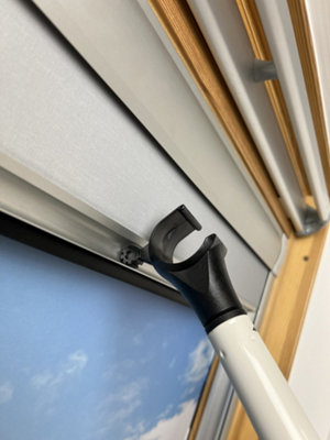 Ontworpen voor RoofLITE Telescopische raamstokopener voor dakramen en jaloezieën (1,1-2,0 m