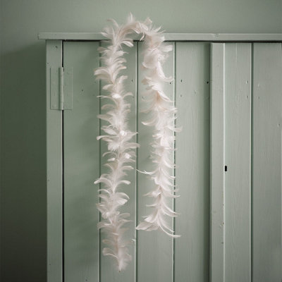 Bloom Soft Pink Real Feather Garland - Indoor Home Mantelpiece, Door Frame, Bannister, Table Decoration - Measures L150cm Price Comparisons | Compare The Build
