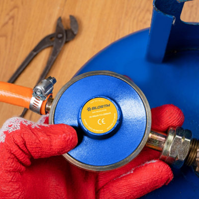 BLOSTM Camping Gas Regulator & Hose - 8