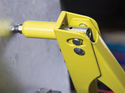 Bluespot Heavy-Duty Hand Rivet Gun with 60 Rivets and Interchangeable Tips