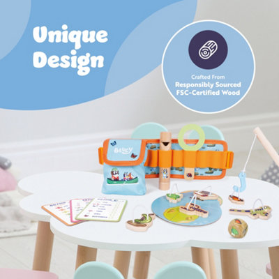 Bluey Adventure Belt - 17 Piece Explorer Set with Magnifying Glass ...