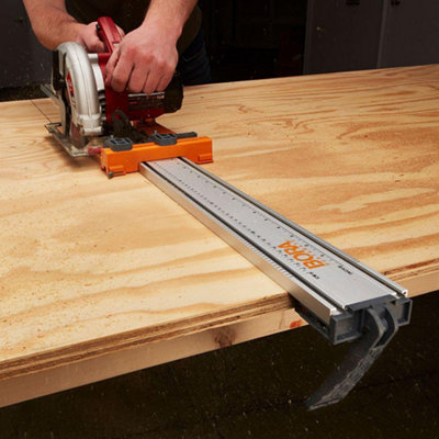 Circular saw store straight cut jig