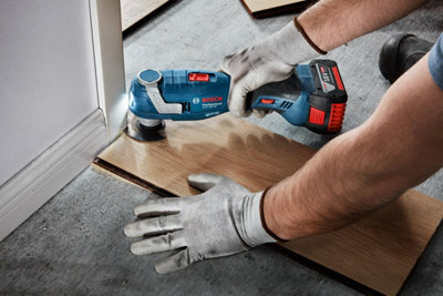 Bosch 18v Professional GOP 18V-34 Cordless Multitool Starlock Lboxx + Accessory