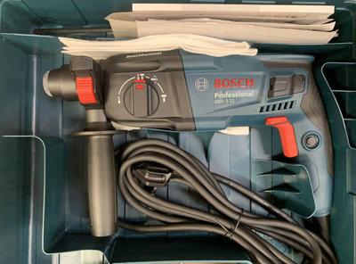 Bosch GBH221D 240v SDS Plus Rotary Hammer Drill + SDS Bits Chisel + Chuck + Case