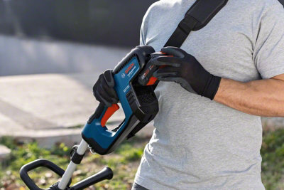 Bosch professional deals hedge trimmer