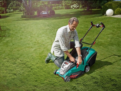 Bosch rotak 37 outlet li cordless lawnmower