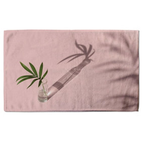 Botanical leaf on pink (Bath Towel) / Default Title