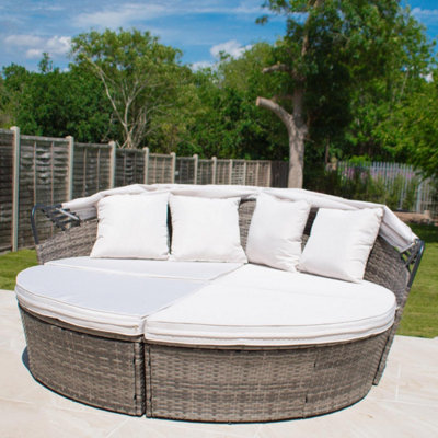 BPS Deluxe Rattan Sun bed with Sun Shade