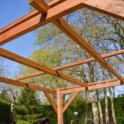 BPS Deluxe Wooden Pergola - 2x2m - Garden Gazebo - Premium Slow Grown  Spruce - 80mm Thick Posts - 2031mm Height
