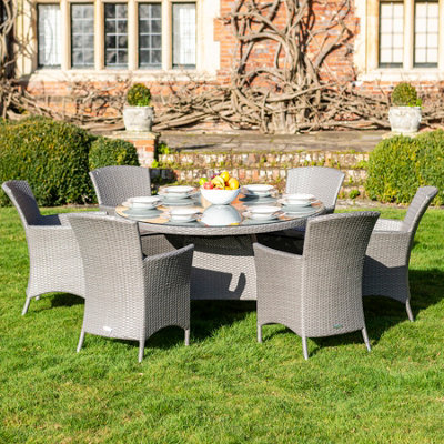 Garden House boucle set offers 6