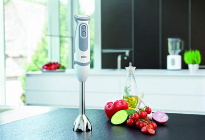 https://media.diy.com/is/image/KingfisherDigital/braun-multiquick-5-vario-mq5235-hand-blender-sauce-mixer~8021098774903_07c_MP?$MOB_PREV$&$width=618&$height=618