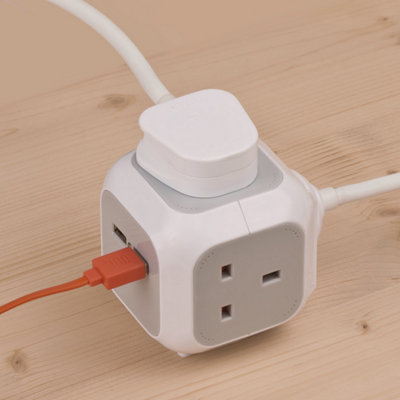 Brennenstuhl Extension Lead Cube 3 Gang and 2 USB Ports 3 Metre Heavy Duty Cable