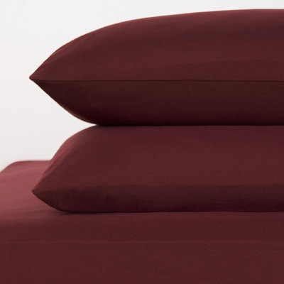 Brentfords 2 x Pack of Housewife Pair Pillowcases Set, Burgundy -  50 x 75cm