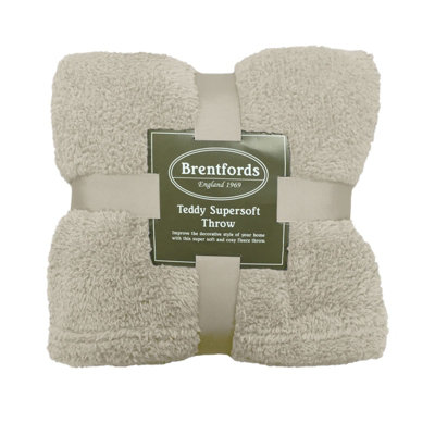 Brentfords Teddy Fleece Blanket Large Throw Over Bed - 3