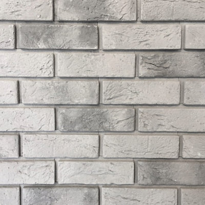 Brick with Grout: Huskie with Grey Grout 44 pcs. - 0.72m2 | DIY at B&Q