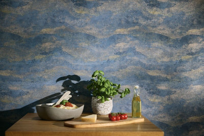 BRICOFLOR Non-woven wallpaper, chinoiserie wallpaper in blue, gold - 10,05 x 0,53 m