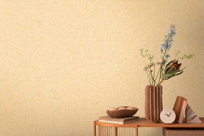 BRICOFLOR Non-woven wallpaper, plain wallpaper in yellow - 10,05 x 0,53 m
