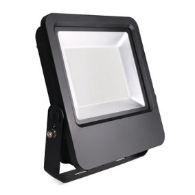 Bright Source 200w IP65 LED Black Floodlight With Photocell - 6000k