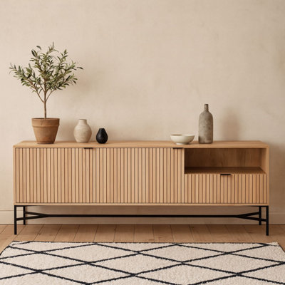 Brisbane Slatted Natural Oak Sideboard 2 Doors 2 Shelves