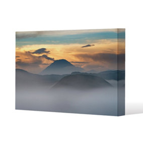 Bromo in morning time (Canvas Print) (Canvas Print) / 31 x 41 x 4cm