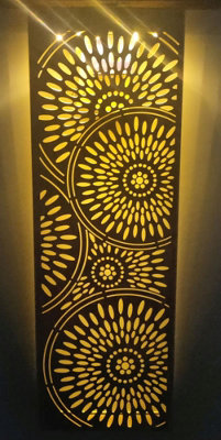 Bronze Garden Wall Art Solar Light Panel Light Up Garden Wall Decoration 60cm