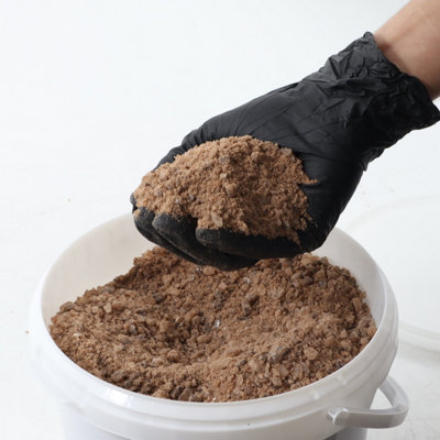 Brown De-Icing Rock Salt - 25kg Bag for De Icing Land