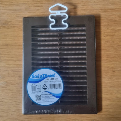 Brown Louvred Wall Vent Grille with Flyscreen and Screw Covers, 150 x 200 mm, Air Ventilation Duct Cover with Flat Back