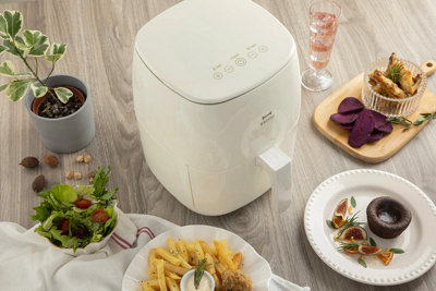 BRUNO Compact Air Fryer - Ivory Color