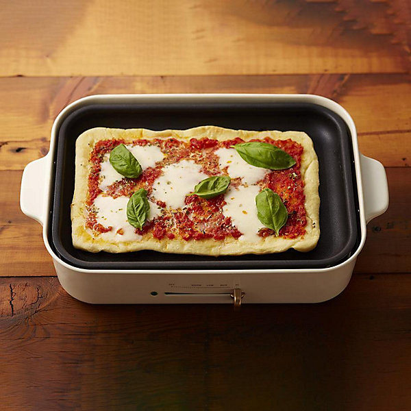 BRUNO Compact Hot Plate (White) BRUNO Compact Hot Plate (White)