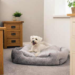Bunty Bellagio Crushed Velvet Dog Bed, Soft Fleece Cushion, Durable Hardwearing, Warm Luxury Machine Washable - Silver Large