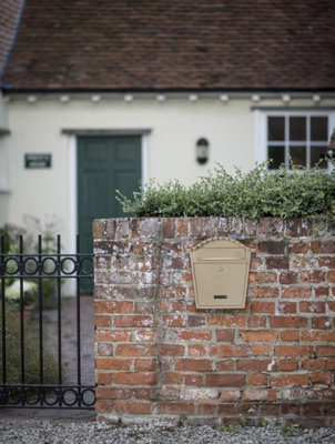 Burg-Wachter Antique Cream Classic Wall Mounted Galvanised Steel Lockable Weatherproof Post Box - 36x37x13cm - 8