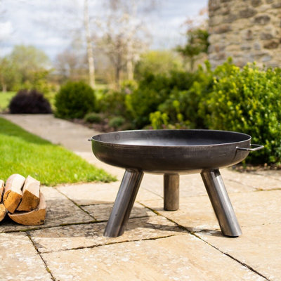Caldera Fire Pit Bowl - Weatherproof Metal Outdoor Garden Log Wood Burner with Brushed Oil Finish & Handles - H30 x 50cm Diameter