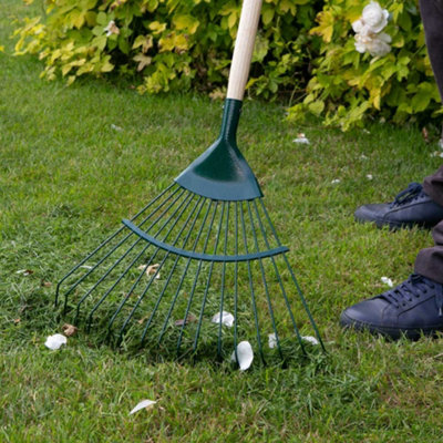 Carbon Steel Lawn Rake by Wilkinson Sword