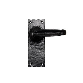 Carlisle Brass Black Antique Traditional V Lever on Latch Backplate (LF5517)