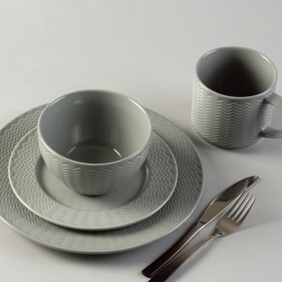 Carnaby Argyle 16 Piece Dinner Set Ceramic with Chevron Pattern Grey