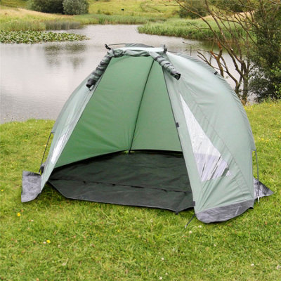 Carp fishing outlet tent