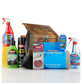 CarPlan Car Wash Wheel Cleaner Interior & Glass Cleaner Gift Box Kit Treatment