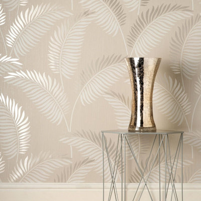 Cascade Leaf Wallpaper Cream / Gold Fine Decor FD42838