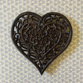 Cast Iron Decorative Heart Shaped Trivet