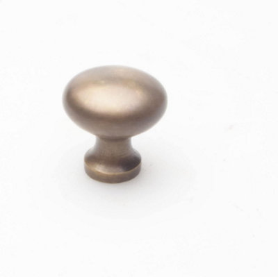 Castelion Antique Brass Cupboard Knob 25mm