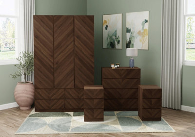 Catania 4 Piece Bedroom Set Royal Walnut