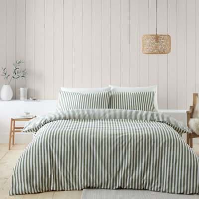 Catherine Lansfield Bedding Brushed Cotton Stripe Reversible Duvet Cover Set with Pillowcases Green