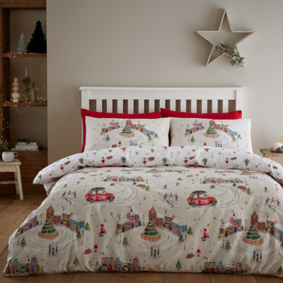 Catherine Lansfield Bedding Christmas Town Reversible Duvet Cover Set with Pillowcase Neutral